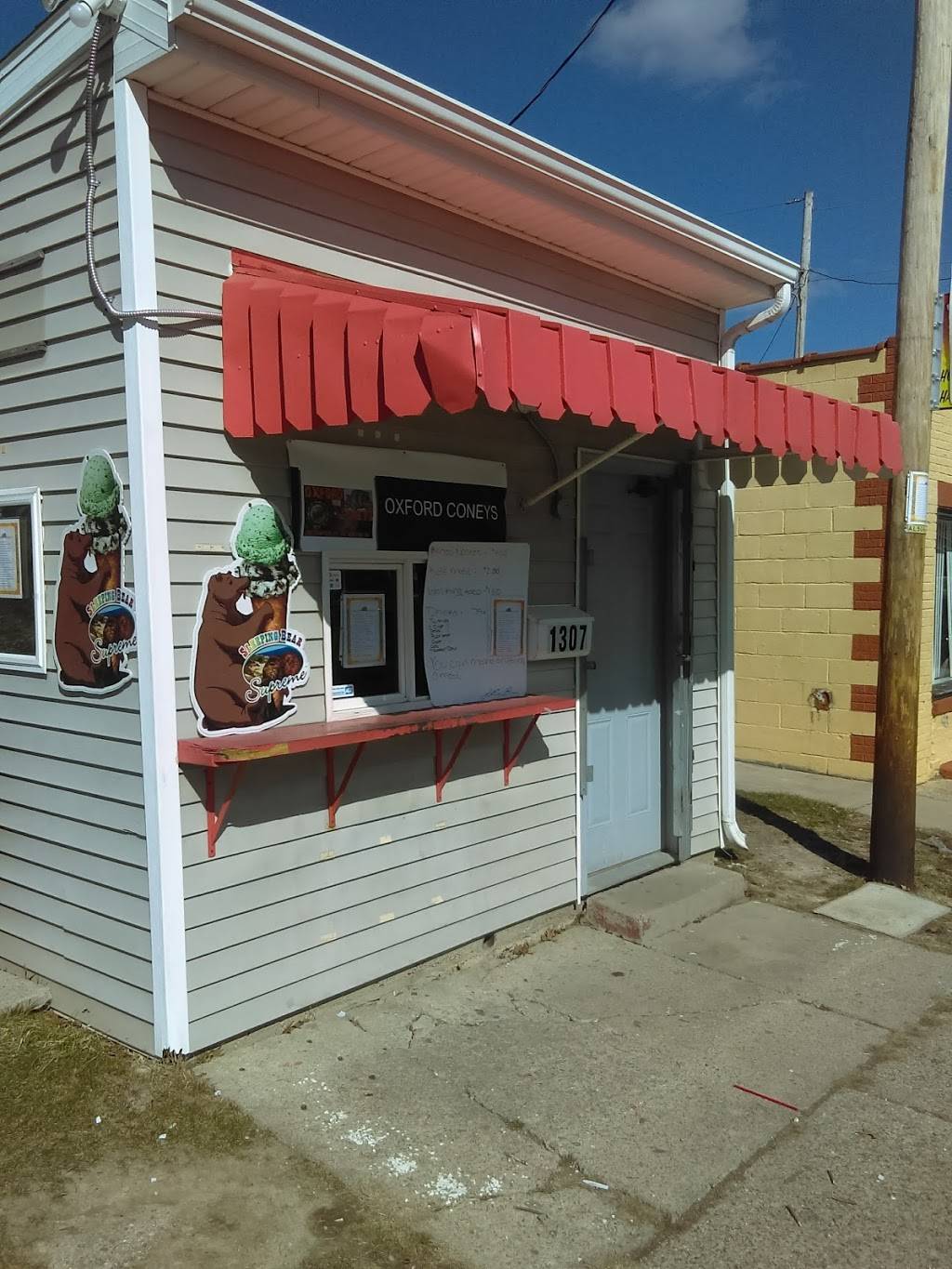 Oxford Coneys | restaurant | 1307 Oxford St, Fort Wayne, IN 46806, USA | 2602037381 OR +1 260-203-7381