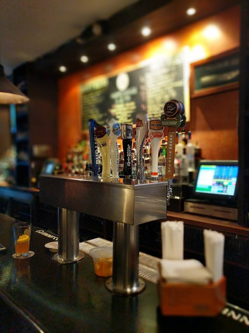 The Half King | restaurant | 505 W 23rd St A, New York, NY 10011, USA | 2124624300 OR +1 212-462-4300