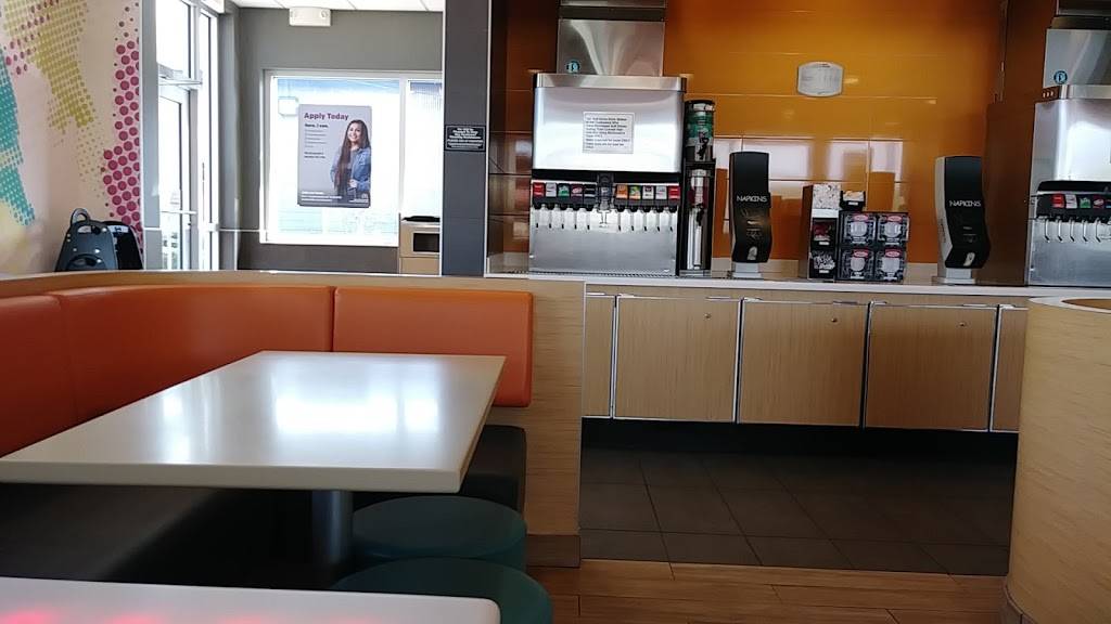McDonalds | cafe | 2871 Gulf to Bay Blvd, Clearwater, FL 33759, USA | 7277973959 OR +1 727-797-3959
