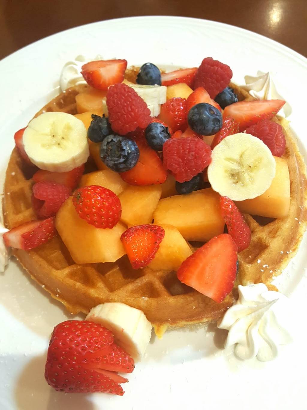 Eggscrepes Restaurant | restaurant | 250 Bayly St W, Ajax, ON L1S 3V4, Canada | 9056833535 OR +1 905-683-3535