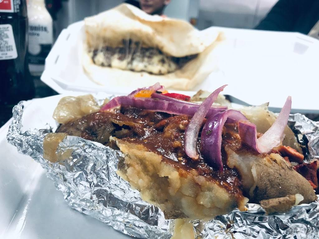 Taqueria Don Tomas | restaurant | 918 E Berry St, Fort Worth, TX 76110, USA | 2145867501 OR +1 214-586-7501