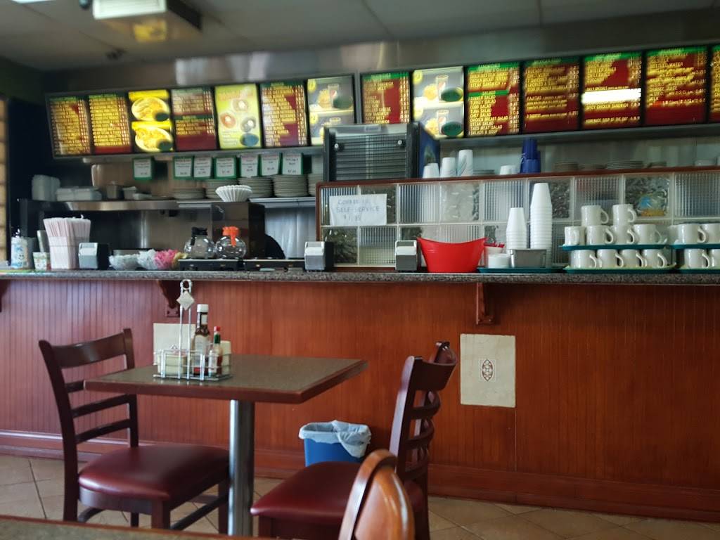 Maxcys Grill | restaurant | 81106 CA-111, Indio, CA 92201, USA | 7607757331 OR +1 760-775-7331