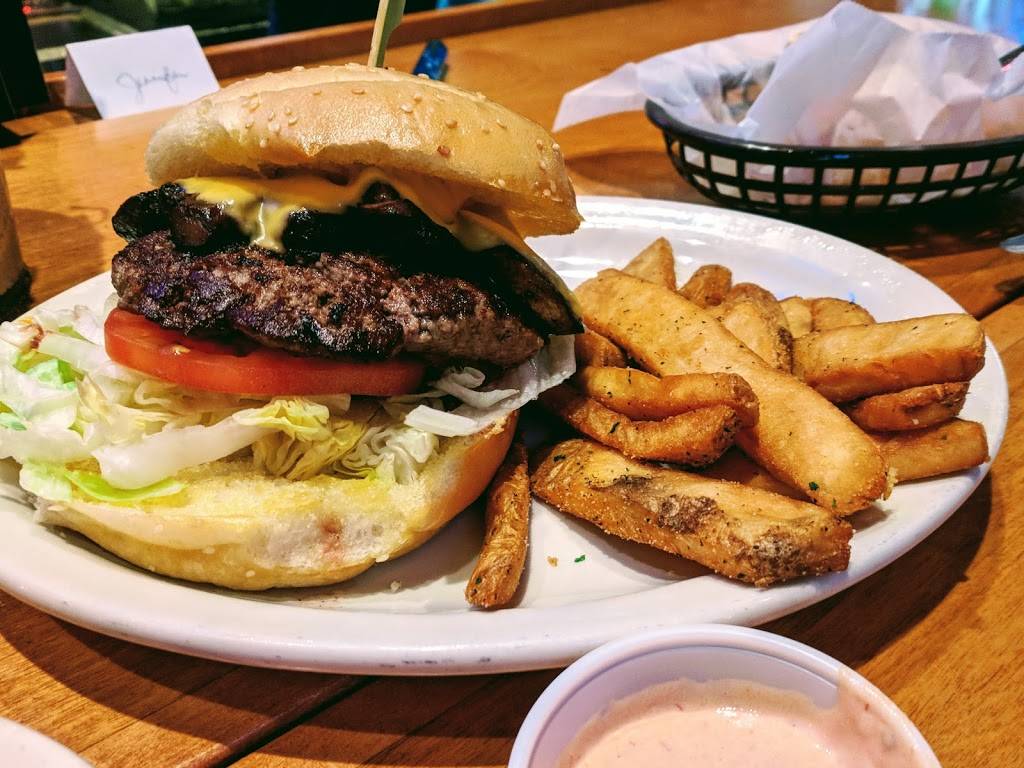 Texas Roadhouse | restaurant | 11300 McCormick Rd, Hunt Valley, MD 21031, USA | 4107857427 OR +1 410-785-7427