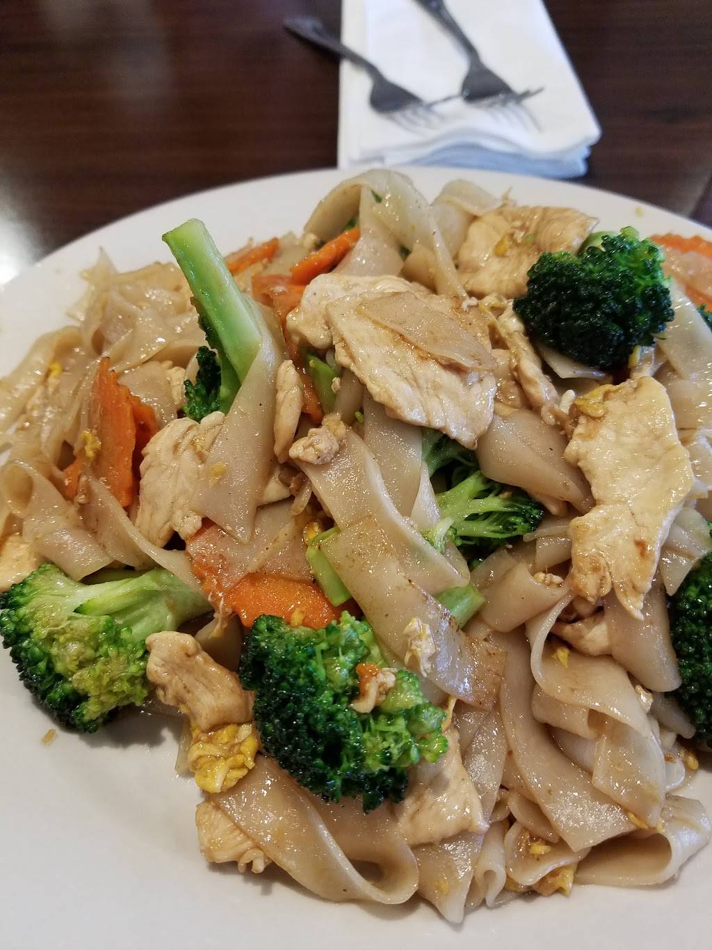 Thai Rama | restaurant | 606 N Truman Blvd, Crystal City, MO 63019, USA | 6369378424 OR +1 636-937-8424