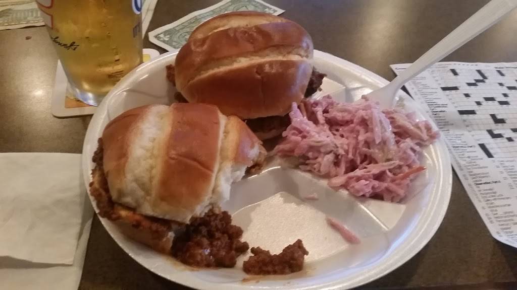 Berts Bar & Grill | restaurant | 3907 S Lake Dr, St Francis, WI 53235, USA | 4147443722 OR +1 414-744-3722