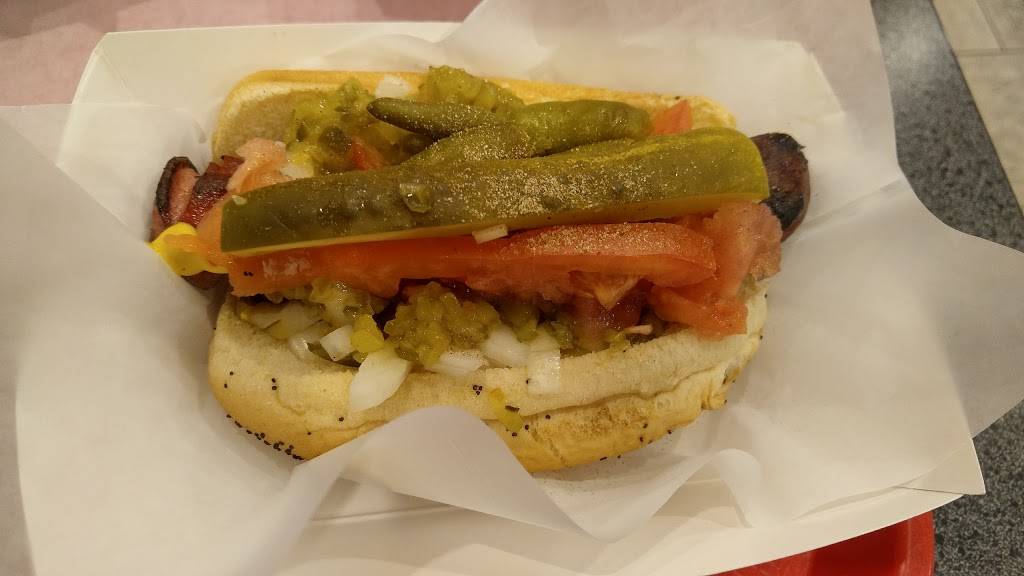 Dear Franks of Deerfield | restaurant | 3205, 843 Waukegan Rd, Deerfield, IL 60015, USA | 8479456666 OR +1 847-945-6666