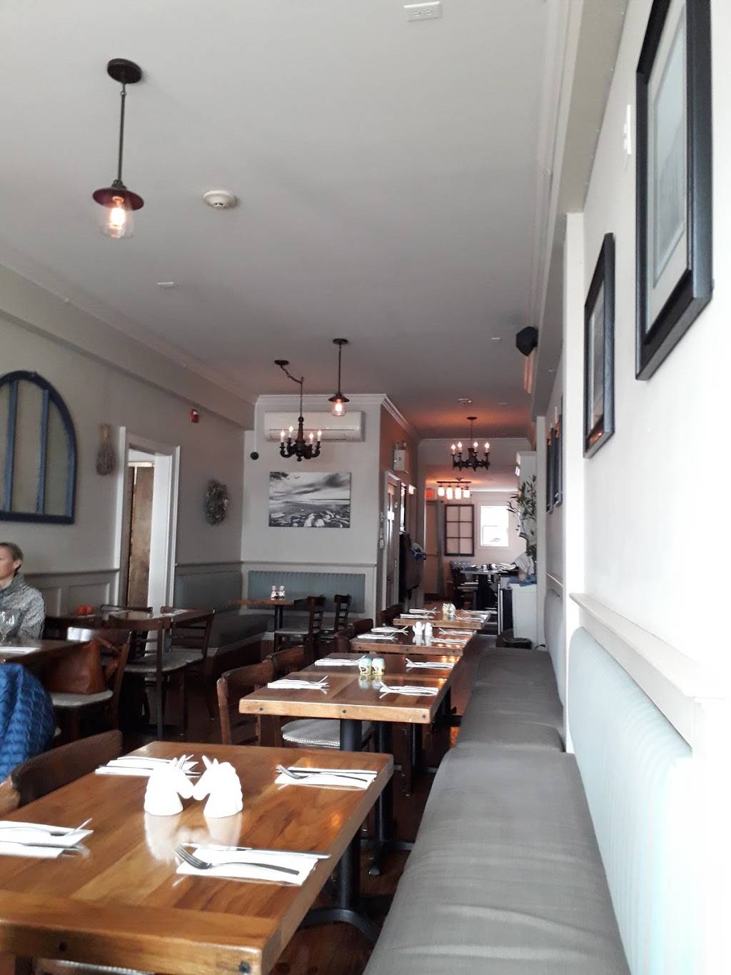 Malt | restaurant | 150 Broadway, Newport, RI 02840, USA | 4016191667 OR +1 401-619-1667