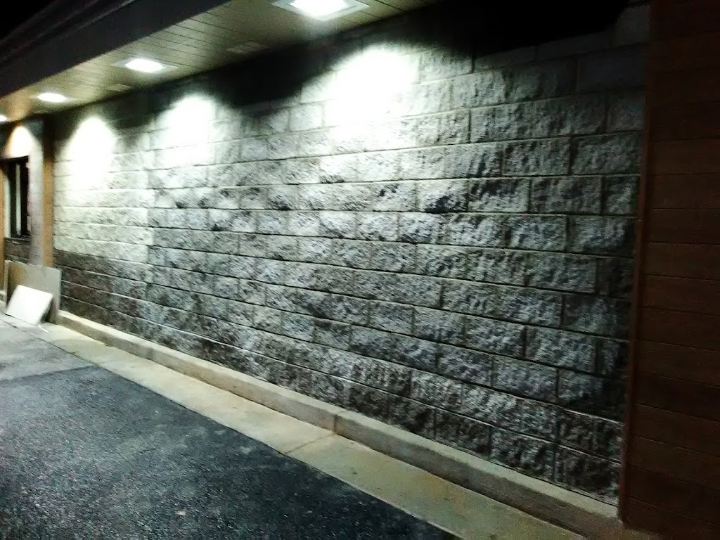 Burger King | restaurant | 198 S Jackson St, Grove Hill, AL 36451, USA | 2512368621 OR +1 251-236-8621