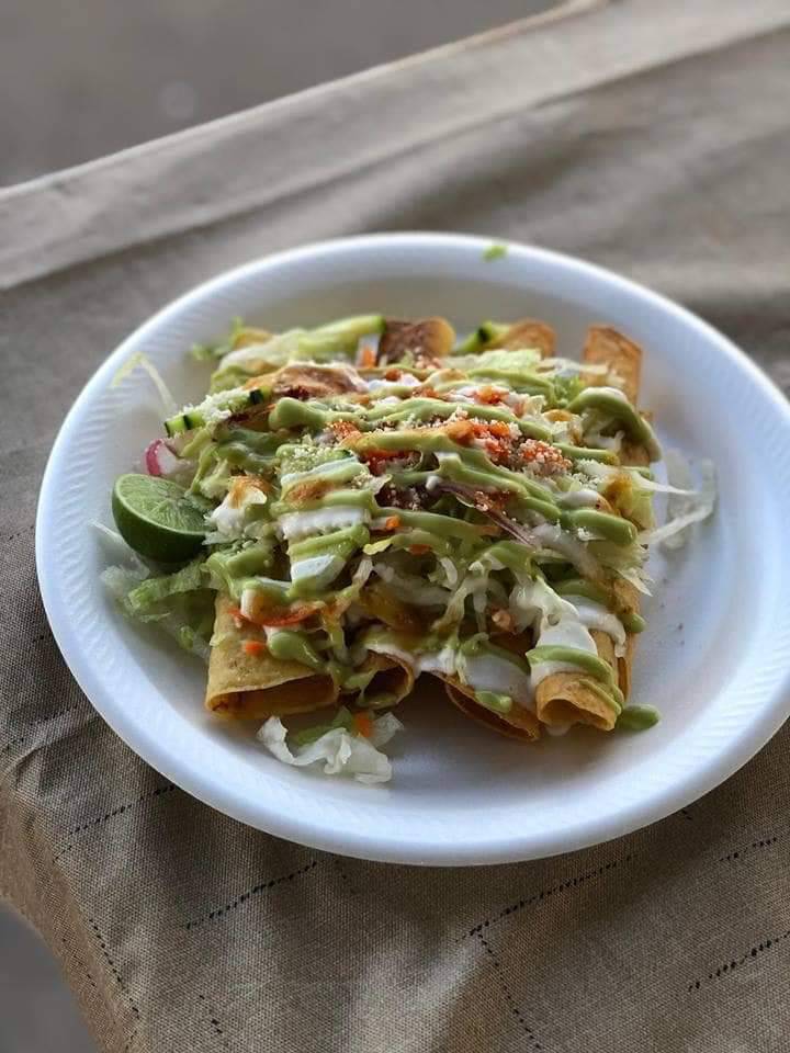 Cenaduria Doña Chayito | restaurant | 6601 W Bethany Home Rd, Glendale, AZ 85301, USA | 6236804824 OR +1 623-680-4824