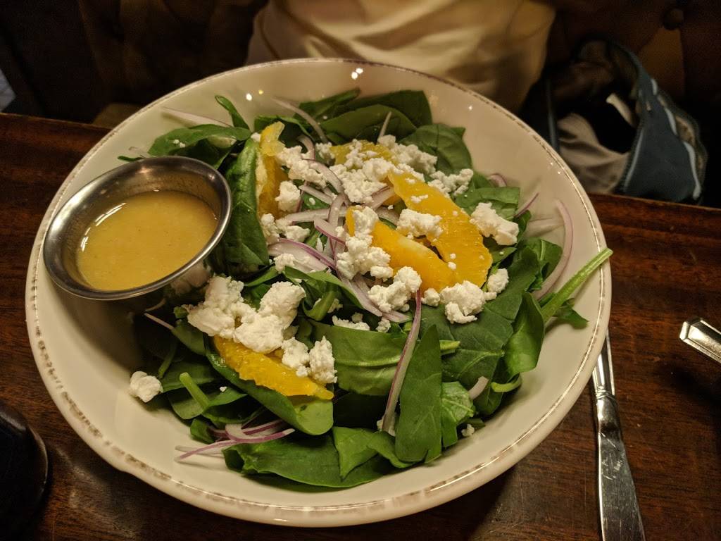 de Veres Irish Pub | restaurant | 217 E St, Davis, CA 9616, USA | 5302045533 OR +1 530-204-5533