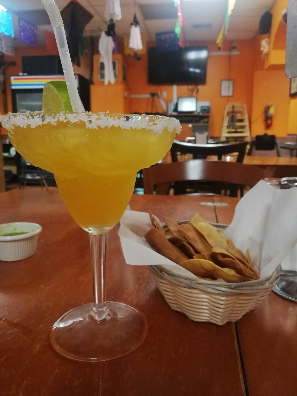 Taqueria Doña Raquel | restaurant | 791 S Dixie Hwy, Pompano Beach, FL 33060, USA | 9549464490 OR +1 954-946-4490