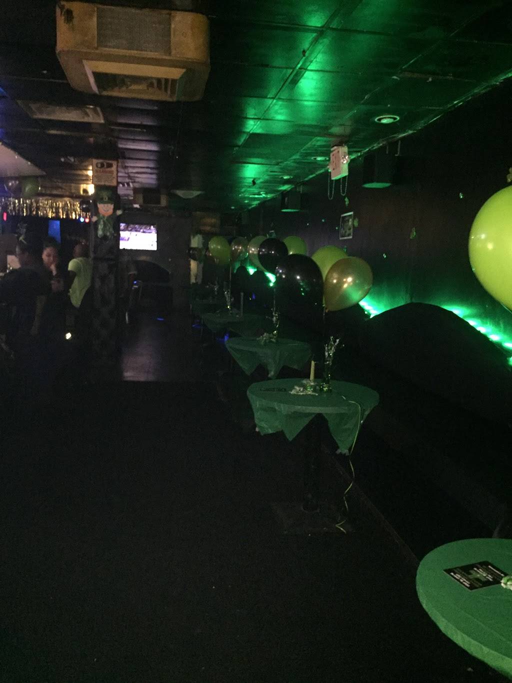 Keynote Lounge | restaurant | 18437 Conant St, Detroit, MI 48234, USA | 3134594157 OR +1 313-459-4157