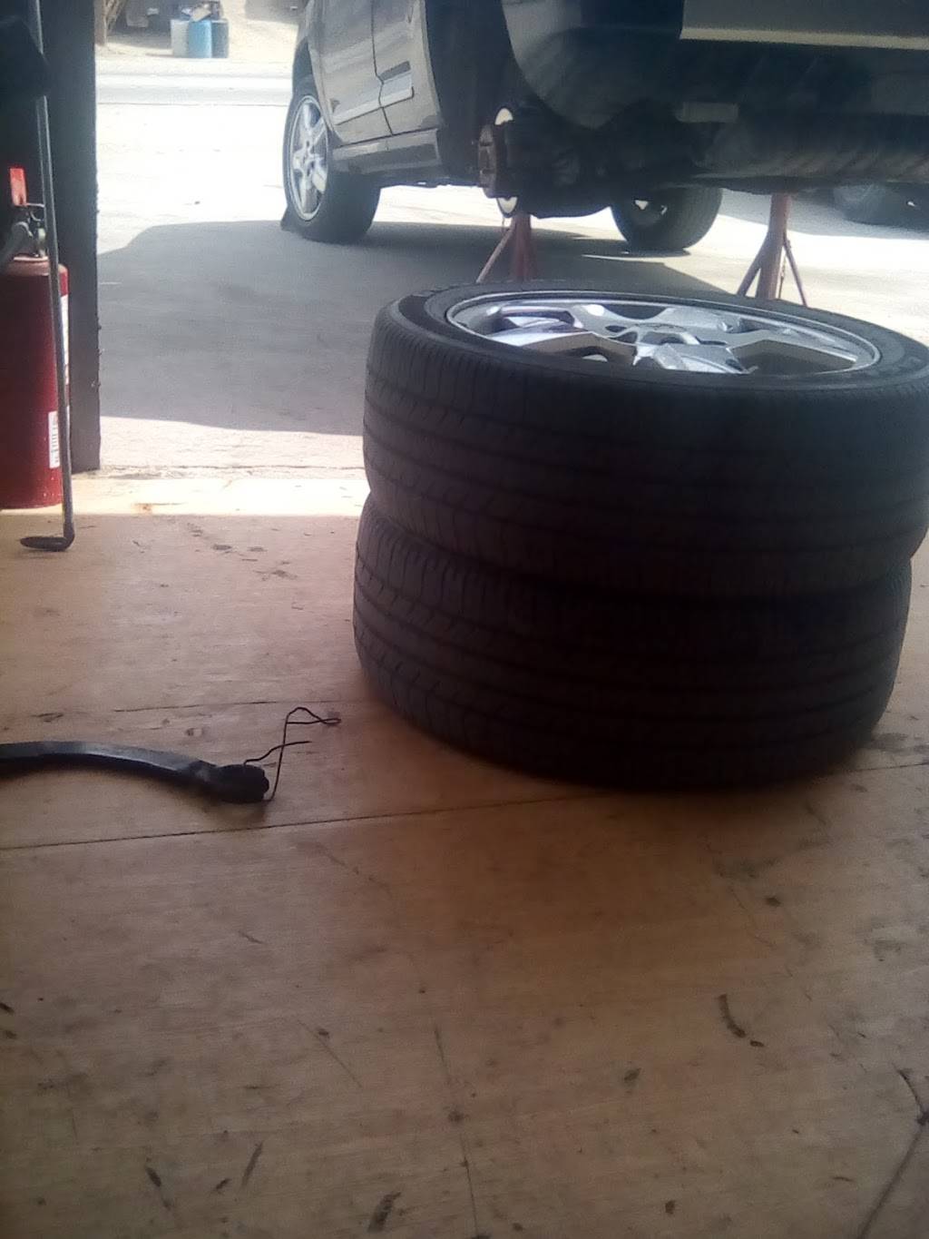 Tacos De Guisado "La Tía Juana" | restaurant | Unnamed Road, La Gloria, 22645 La Joya, B.C., Mexico | 016647594600 OR +52 664 759 4600