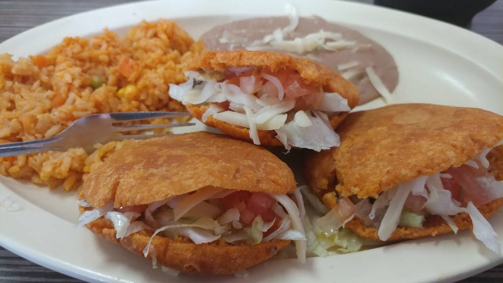 Quesadillas Estilo VillaAhumada | restaurant | 131 Horizon Blvd # 5, Socorro, TX 79927, USA | 9157900456 OR +1 915-790-0456