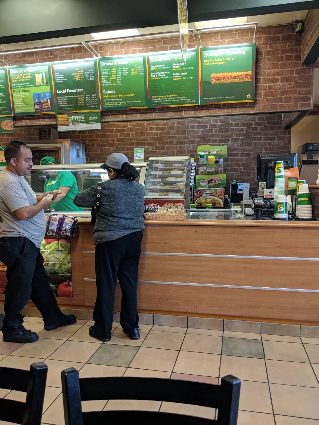 Subway Restaurants | restaurant | 806 S Buffalo Grove Rd, Buffalo Grove, IL 60089, USA | 8472157827 OR +1 847-215-7827