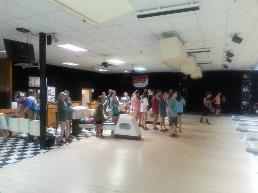 Galaxy Lanes and Games | meal takeaway | 347 Jackson Plaza, Sylva, NC 28779, USA | 8286314754 OR +1 828-631-4754