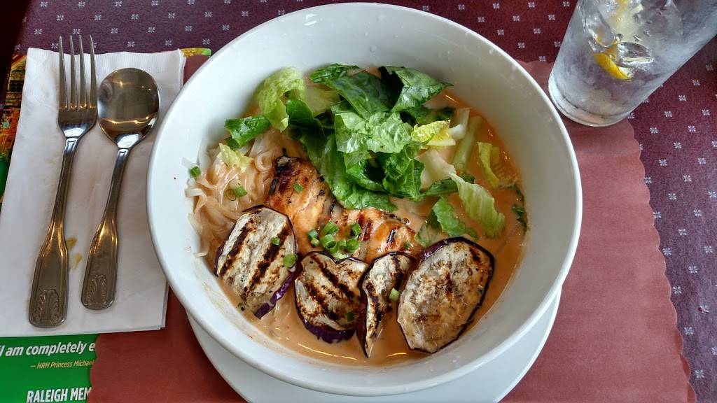 Thai 55 | restaurant | 4716 NC-55, Durham, NC 27713, USA | 9197483051 OR +1 919-748-3051