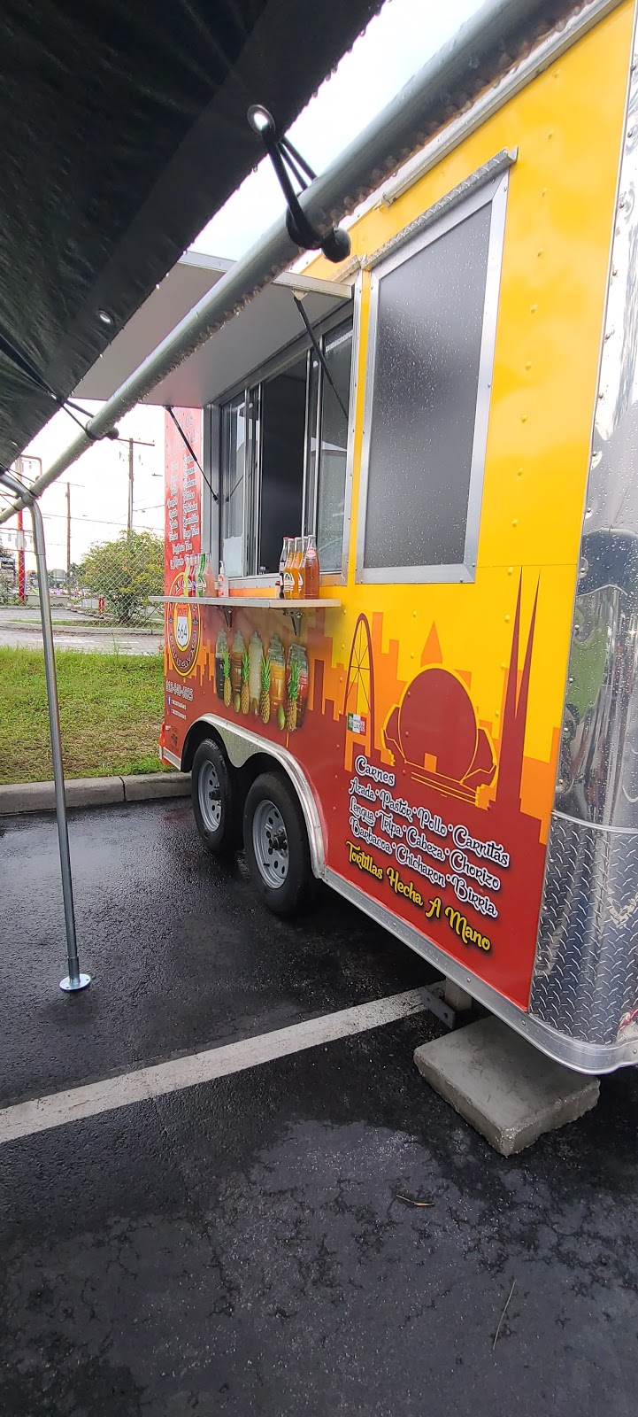 Tacos Tijuana’s | restaurant | 1910 E Fletcher Ave, Tampa, FL 33612, USA | 8133406825 OR +1 813-340-6825