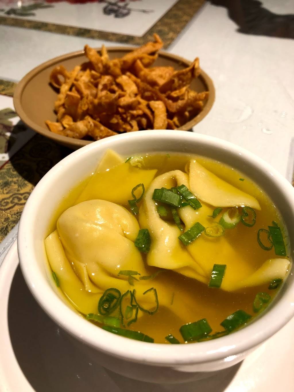 Shanghai Restaurant | restaurant | 3433 Hillsborough Rd, Durham, NC 27705, USA | 9193837581 OR +1 919-383-7581