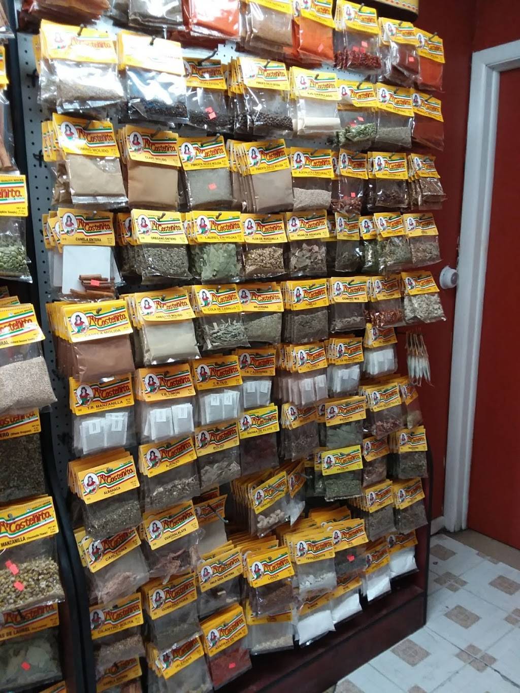 El Paso Tacqueria and Latin Market | restaurant | 609 Hollywood Blvd, Iowa City, IA 52240, USA | 3193383703 OR +1 319-338-3703