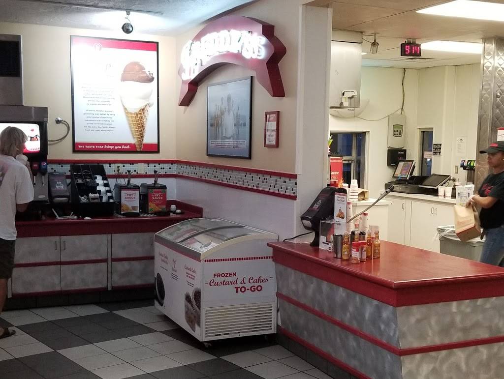 Freddys Frozen Custard & Steakburgers | restaurant | 9311 E 71st St, Tulsa, OK 74133, USA | 9182499991 OR +1 918-249-9991