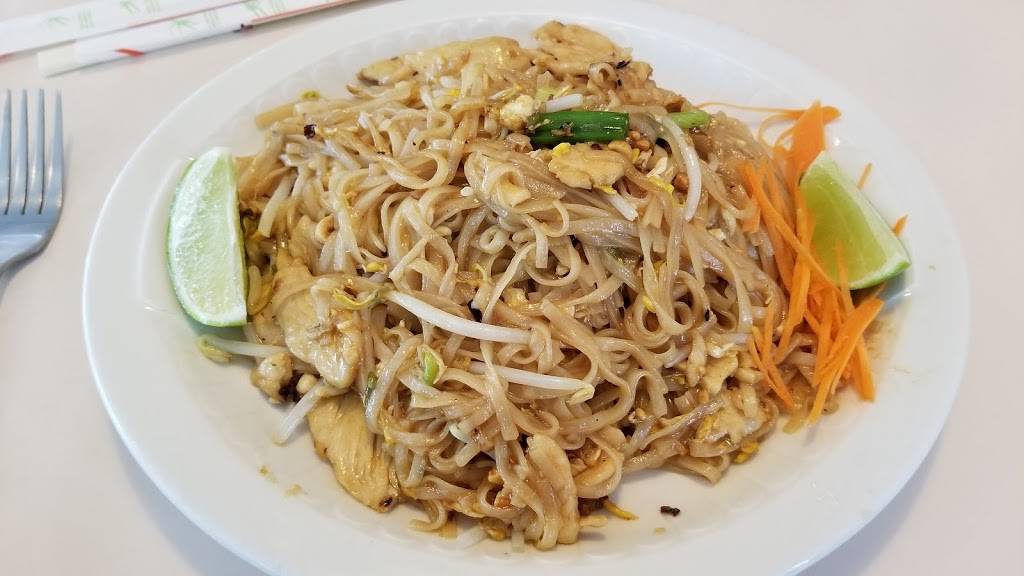 Thara Thai Restaurant | restaurant | 912 1/2 W Bloomington Rd, Champaign, IL 61821, USA | 2173781986 OR +1 217-378-1986