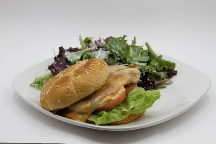 Betos Grill | restaurant | 7525 N Richmond Ave, Portland, OR 97203, USA | 5037667943 OR +1 503-766-7943