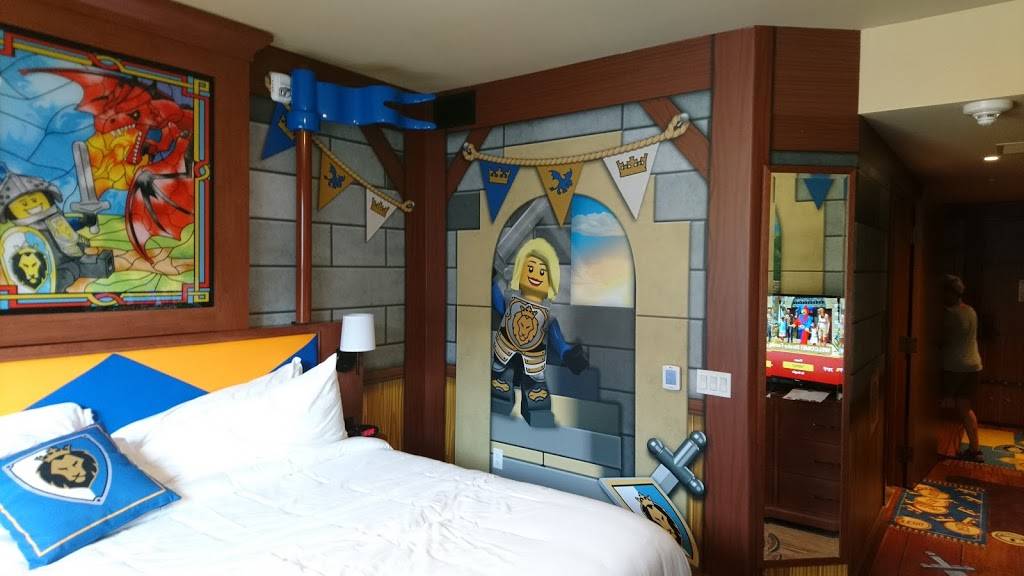LEGOLAND California Castle Hotel | restaurant | 1 Legoland Dr, Carlsbad, CA 92008, USA | 7604445601 OR +1 760-444-5601