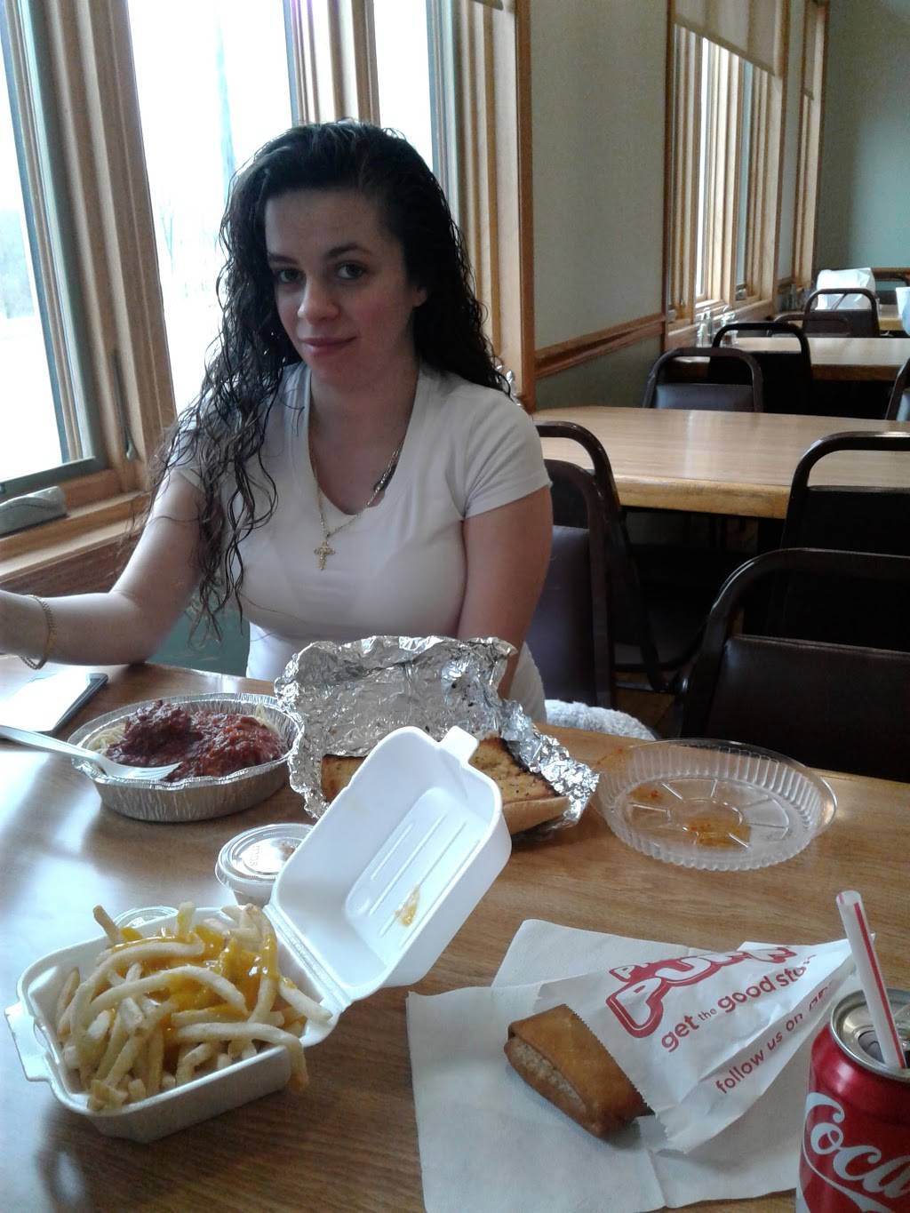 The Pizza Place | restaurant | 130 W Main St, Round Lake Park, IL 60073, USA | 8475462425 OR +1 847-546-2425