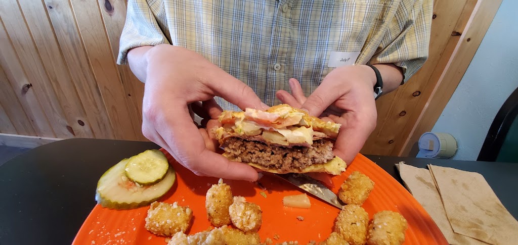 Spruce Street Bar & Grill | restaurant | 630 Spruce St, Myrtle Point, OR 97458, USA | 5415724309 OR +1 541-572-4309