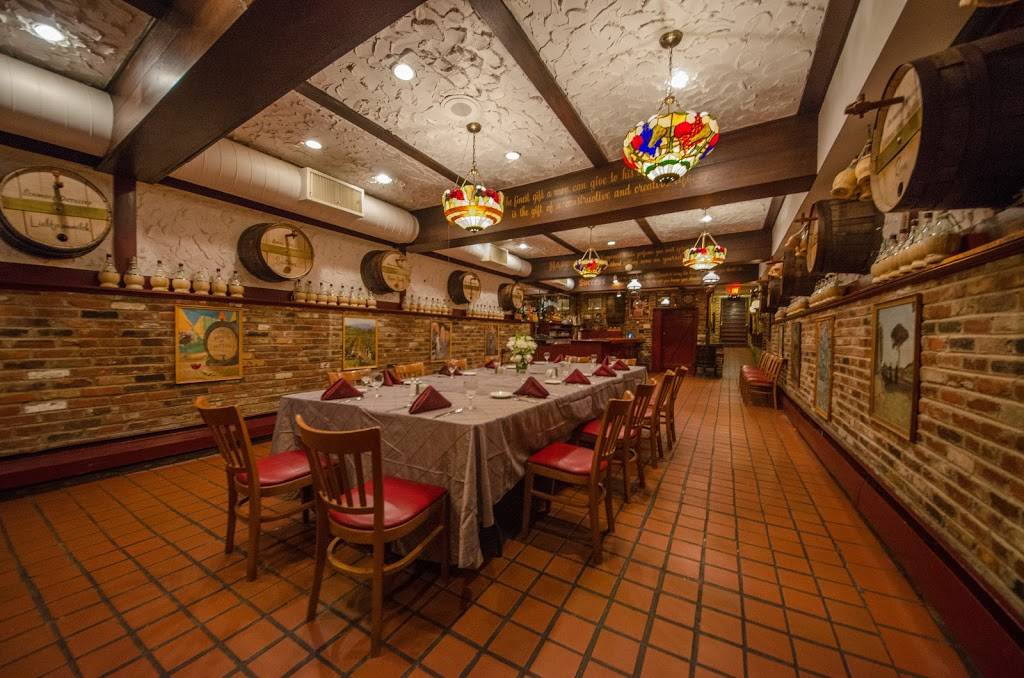 DIgnazios Towne House | restaurant | 117 Veterans Sq., Media, PA 19063, USA | 6105666141 OR +1 610-566-6141