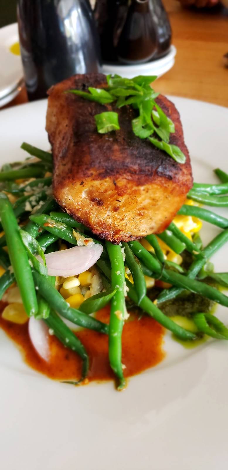 Parallax | restaurant | 2179 W 11th St, Cleveland, OH 44113, USA | 2165839999 OR +1 216-583-9999