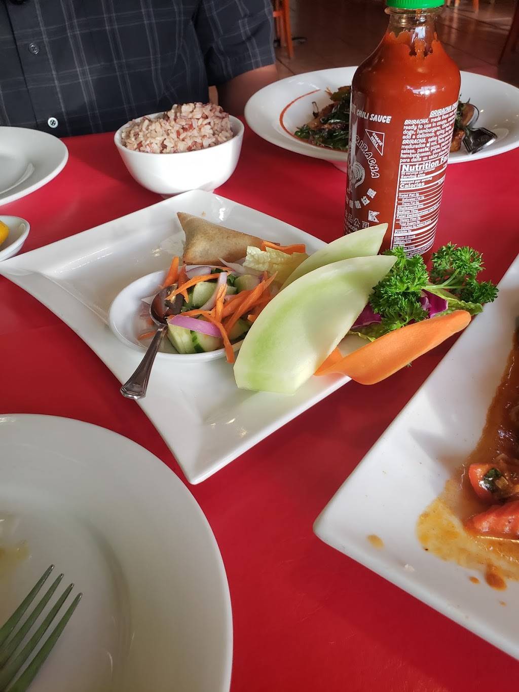 White Lotus Thai Cuisine | restaurant | 843 San Pablo Ave, Albany, CA 94706, USA | 5105252791 OR +1 510-525-2791