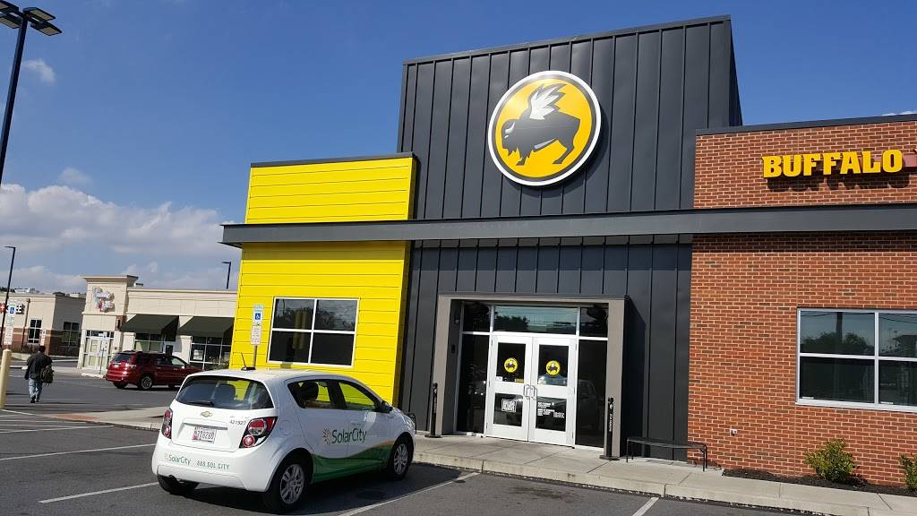 Buffalo Wild Wings | restaurant | 2065 Fruitville Pike, Lancaster, PA 17601, USA | 7175535472 OR +1 717-553-5472