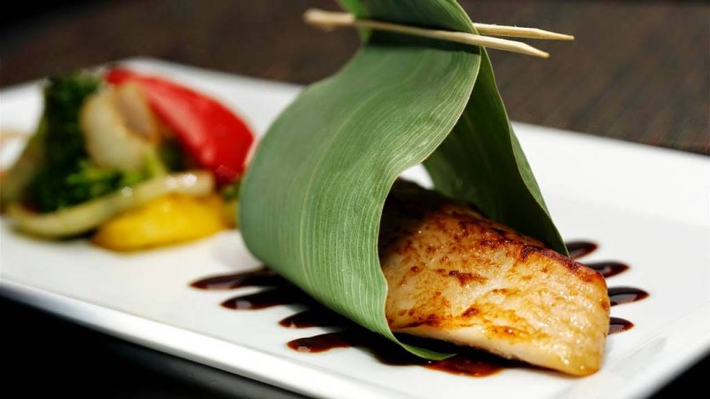 ONYX | restaurant | 2 Dole Dr, Westlake Village, CA 91362, USA | 8185753000 OR +1 818-575-3000