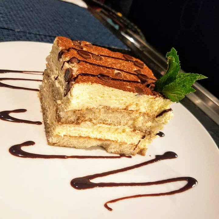 Del Vista Local Bar And Grill | restaurant | 6565 Del Monte Dr, Houston, TX 77057, USA | 7137509259 OR +1 713-750-9259