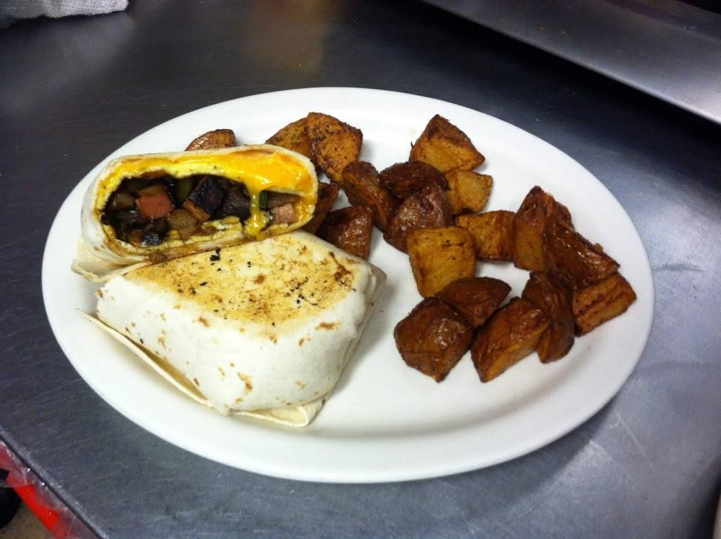 East Main Street Cafe | restaurant | 129 E Main St #8, Webster, MA 01570, USA | 5089490323 OR +1 508-949-0323