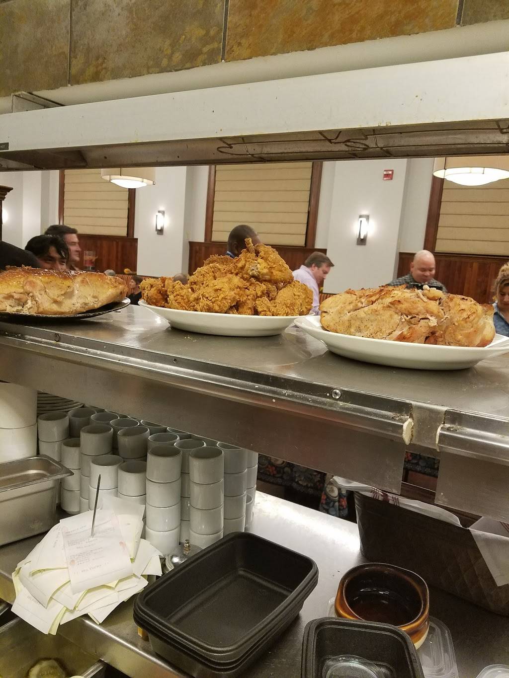 The Liberty Tavern | restaurant | 3195 Wilson Blvd, Arlington, VA 22201, USA | 7034659360 OR +1 703-465-9360