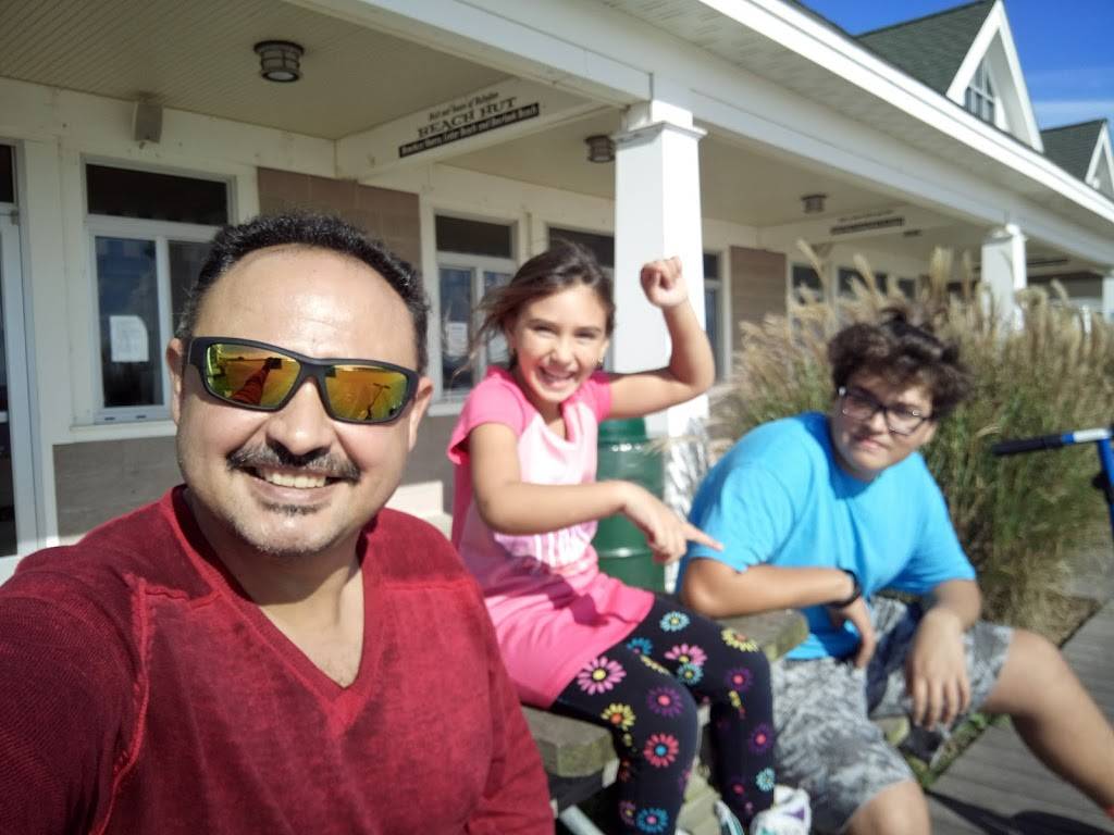 Katch Tanner Park | restaurant | 400 Baylawn Ave, Amity Harbor, NY 11701, USA | 6318932100 OR +1 631-893-2100