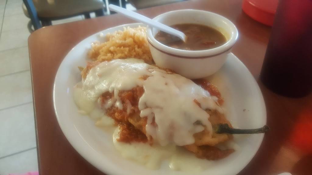 Martina’s Mexican Restaurant | restaurant | 10611 US-181, San Antonio, TX 78223, USA | 2103325037 OR +1 210-332-5037