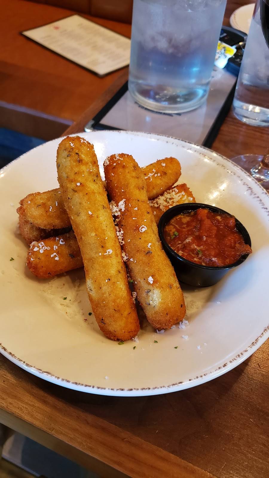 Hearth Wood Fired Pizza | restaurant | 802 Bay St, Beaufort, SC 29902, USA | 8433799806 OR +1 843-379-9806