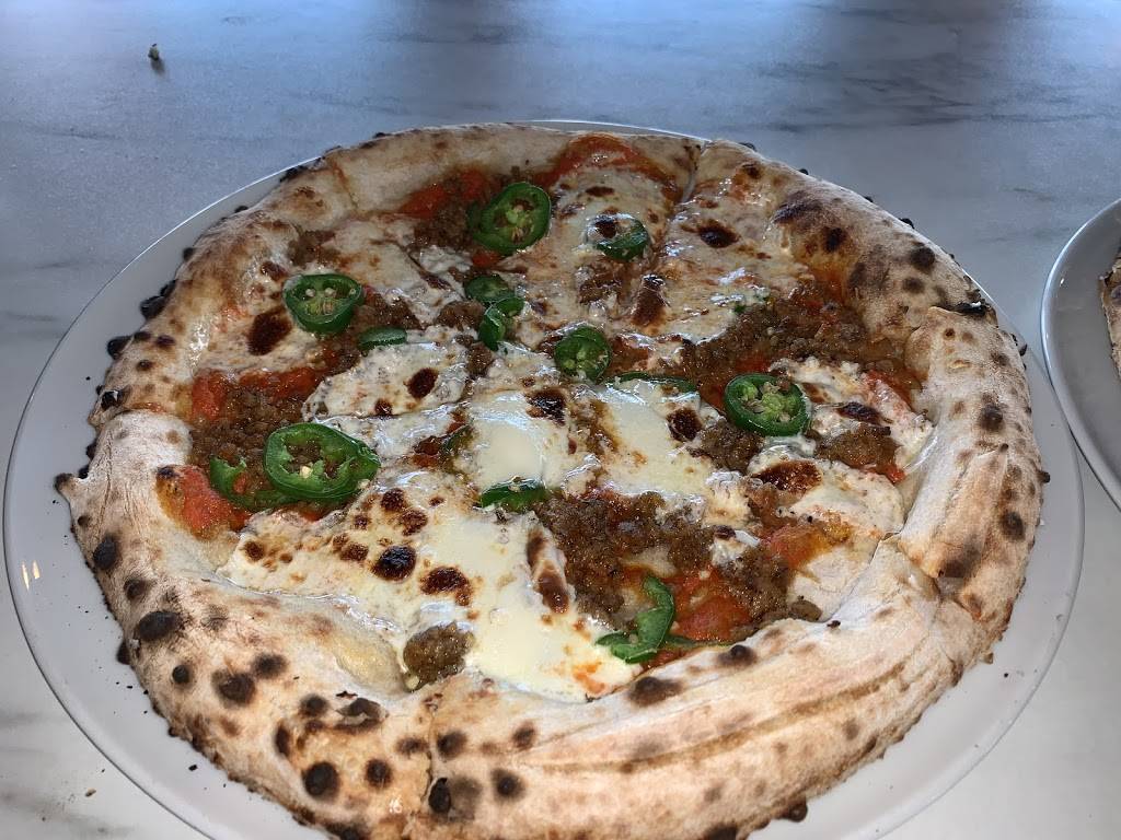 Da vinci pizza and pasta | restaurant | 250 S Washington St, Bloomington, IN 47408, USA | 8128221887 OR +1 812-822-1887