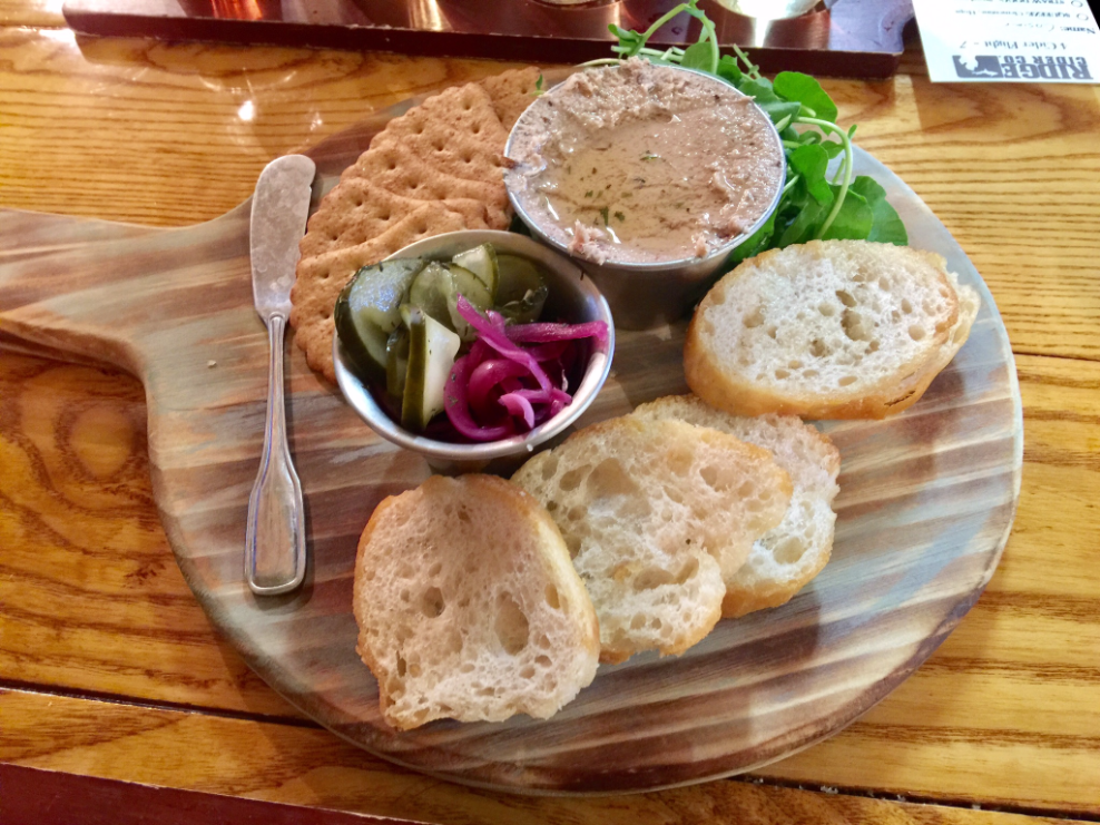 Ridge Cider Co. A Michigan Hard Cider Company | restaurant | 351 W 136th St, Grant, MI 49327, USA | 2316742040 OR +1 231-674-2040