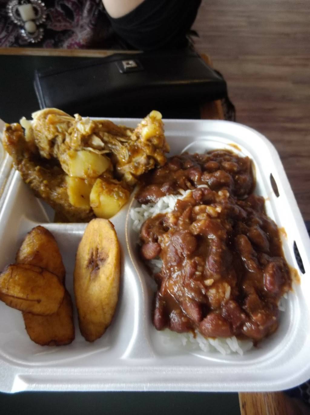 Nilsas Puerto Rican Bistro | restaurant | 9002 N 40th St, Tampa, FL 33604, USA | 8133029967 OR +1 813-302-9967