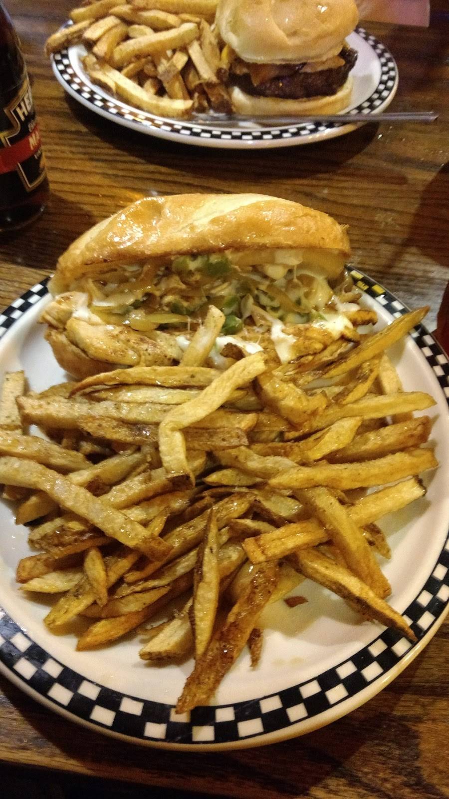 Johns Grille | restaurant | 2749 Cleveland Ave NW, Canton, OH 44709, USA | 3304541259 OR +1 330-454-1259