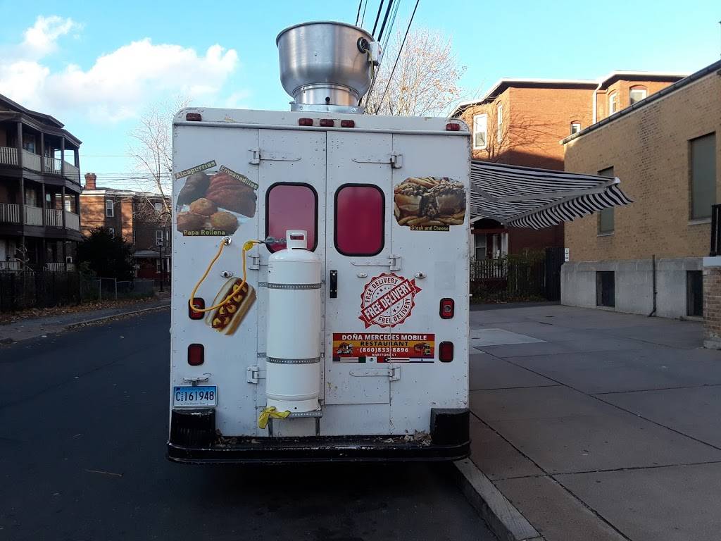 Dona Mercedes Mobile Restaurant | restaurant | Putnam St & Park St intersection, Hartford, CT 06106, USA | 8608338896 OR +1 860-833-8896