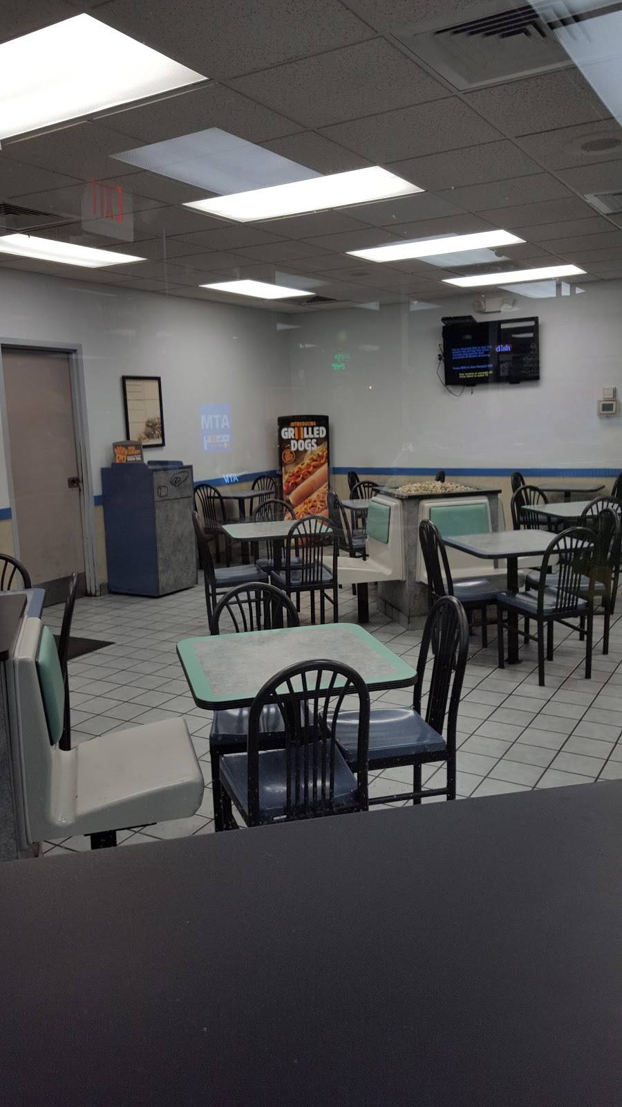 Burger King | restaurant | 27700 Mound Rd, Warren, MI 48092, USA | 5865583225 OR +1 586-558-3225