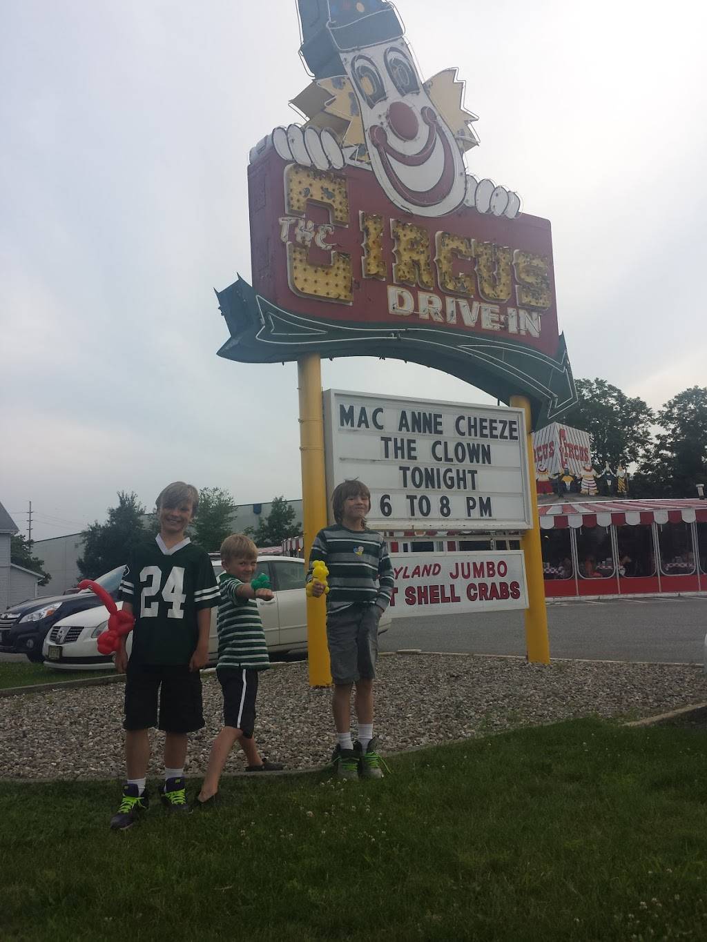 Circus Drive-In | restaurant | 1861 NJ-35, Wall Township, NJ 07719, USA | 7324492650 OR +1 732-449-2650