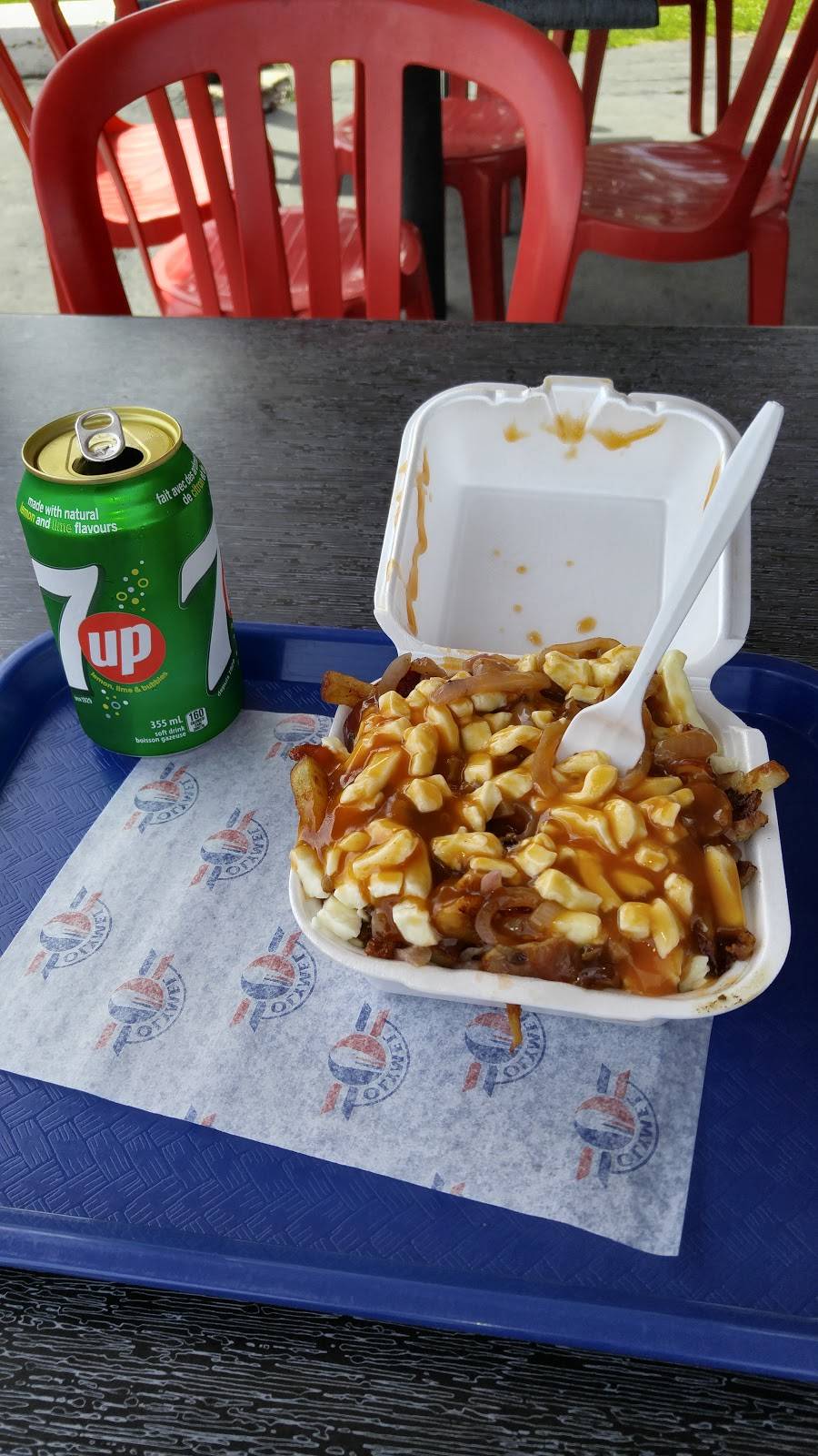 Pataterie DC | restaurant | 1341 Montée Hope, Sainte-Clotilde-de-Châteauguay, QC J0L 1W0, Canada | 4508260407 OR +1 450-826-0407