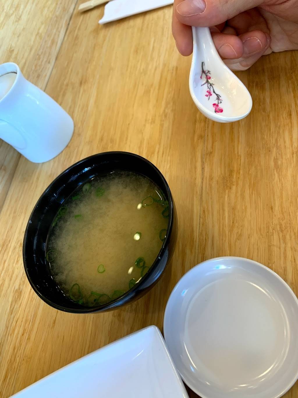 The Handover | restaurant | 728 King St, Alexandria, VA 22314, USA | 5713190794 OR +1 571-319-0794